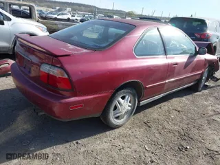 1996 Honda Accord Cpe EX with VIN 1HGCD725XTA029122, listed as a IAAI auction lot 41860193 with 301,004 mi miles. Bid and sale history available at carsss.com. Image 4.