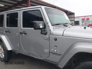 2017 Jeep Wrangler Unlimited Sahara with VIN 1C4BJWEG8HL681775, listed as a IAAI auction lot 42424924 with 87,068 mi miles and . Bid and sale history available at DreamBid. Image 6.