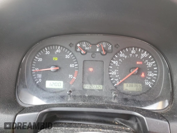 2003 Volkswagen Jetta Sedan GLS with VIN 3VWSK69M33M180472, listed as a Copart auction lot 49266795 with 338,365 mi miles and Clean Title. Bid and sale history available at carsss.com. Image 9.