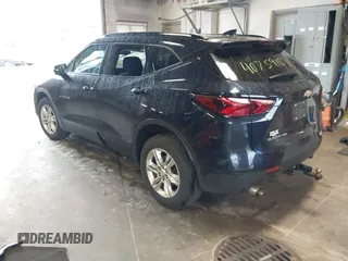 2020 Chevrolet Blazer LT z VIN 3GNKBHRS6LS705072, wystawiony jako IAAI lot #40759187 z przebiegiem 135 999 mil mil oraz . Historia ofert i sprzedaży dostępna na DreamBid. Obrazek 3.
