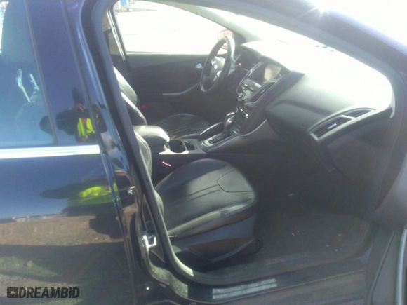 2012 Ford Focus Titanium with VIN 1FAHP3N25CL118063, listed as a IAAI auction lot 41710660 with NaN miles. Bid and sale history available at carsss.com. Image 5.