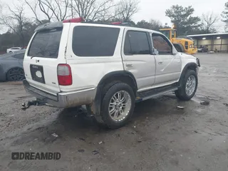 1997 Toyota 4Runner SR5 with VIN JT3GN86R8V0042416, listed as a IAAI auction lot 41566895 with 374,765 mi miles and . Bid and sale history available at DreamBid. Image 4.