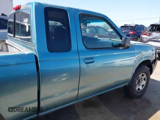 2001 Nissan Frontier XE с VIN 1N6DD26S31C398425, выставлен на аукционе IAAI как лот 41993170 с пробегом 221 955 миль миль и . История ставок и продаж доступна на DreamBid. Изображение 14.