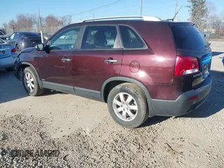 2012 Kia Sorento LX with VIN 5XYKTCA61CG221464, listed as a IAAI auction lot 41762388 with 155,076 mi miles. Bid and sale history available at carsss.com. Image 3.