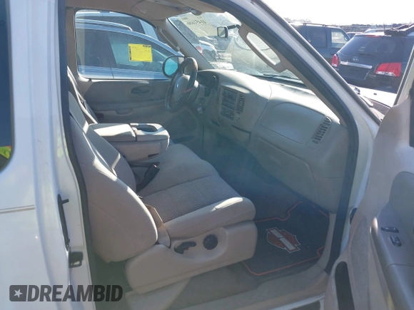 2003 Ford F-150 XL with VIN 1FTRX17W93NB66494, listed as a IAAI auction lot 41451666 with 205,770 mi miles. Bid and sale history available at carsss.com. Image 5.