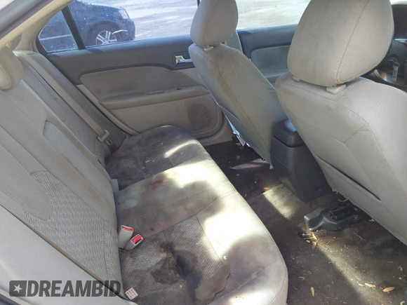 2011 Ford Fusion SE with VIN 3FAHP0HA0BR176938, listed as a IAAI auction lot 41888405 with 211,702 mi miles and . Bid and sale history available at DreamBid. Image 8.
