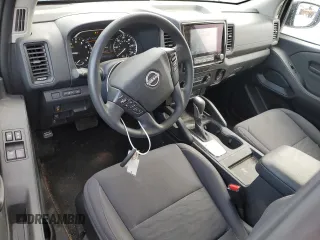 2024 Nissan Frontier S z VIN 1N6ED1CL2RN641864, wystawiony jako Copart lot #87579715 z przebiegiem 14 735 mil mil oraz Szkoda całkowita • Salvage title. Historia ofert i sprzedaży dostępna na DreamBid. Obrazek 8.