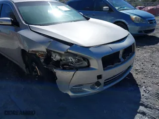 2012 Nissan Maxima 3.5 S with VIN 1N4AA5AP5CC852041, listed as a IAAI auction lot 41746441 with 207,546 mi miles. Bid and sale history available at carsss.com. Image 6.