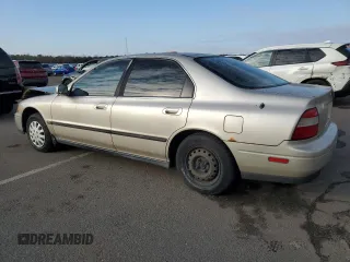 1994 Honda Accord LX with VIN 1HGCD5635RA177586, listed as a Copart auction lot 85331804 with 113,195 mi miles and Salvage Title. Bid and sale history available at carsss.com. Image 2.