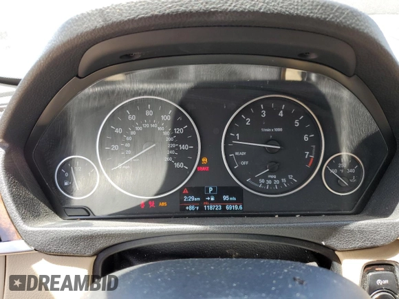 2013 BMW 3 Series 335i xDrive with VIN WBA3B9C51DF587019, listed as a Copart auction lot 59373025 with 118,723 mi miles and Salvage title. Bid and sale history available at DreamBid. Image 9.