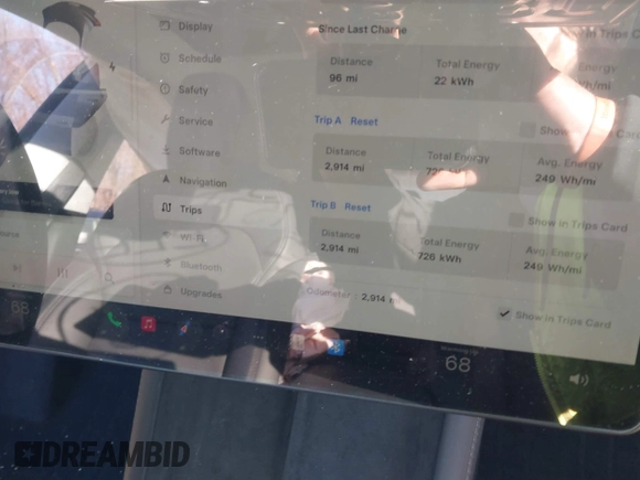 2025 Tesla Model 3 Long Range z VIN 5YJ3E1EA1SF877574, wystawiony jako IAAI lot #41891632 z przebiegiem 2 914 mil mil oraz . Historia ofert i sprzedaży dostępna na DreamBid. Obrazek 7.