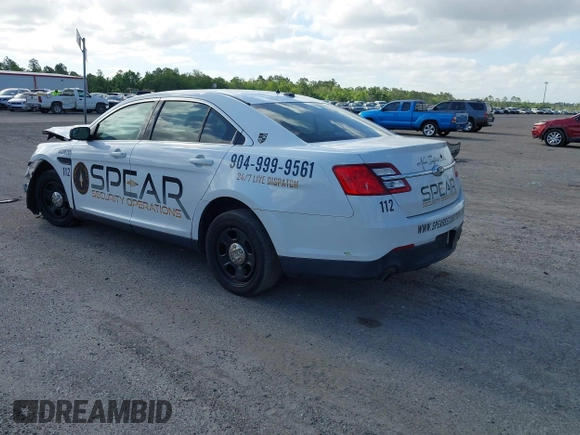 2017 Ford Police Interceptor z VIN 1FAHP2MK8HG123737, wystawiony jako IAAI lot #42128028 z przebiegiem 103 987 mil mil oraz . Historia ofert i sprzedaży dostępna na DreamBid. Obrazek 3.