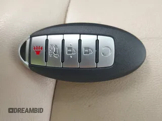 2017 Nissan Pathfinder SV z VIN 5N1DR2MM6HC687085, wystawiony jako IAAI lot #41793687 z przebiegiem 138 842 mil mil oraz . Historia ofert i sprzedaży dostępna na DreamBid. Obrazek 11.