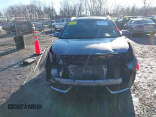 2018 Kia Niro LX with VIN KNDCB3LC9J5157982, listed as a IAAI auction lot 41660700 with 63,023 mi miles. Bid and sale history available at carsss.com. Image 6.