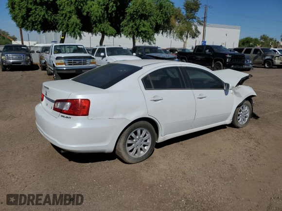 2011 Mitsubishi Galant FE z VIN 4A32B2FF0BE028698, wystawiony jako Copart lot #81211433 z przebiegiem 137 555 mil mil oraz Czysty tytuł • Clean title. Historia ofert i sprzedaży dostępna na DreamBid. Obrazek 3.