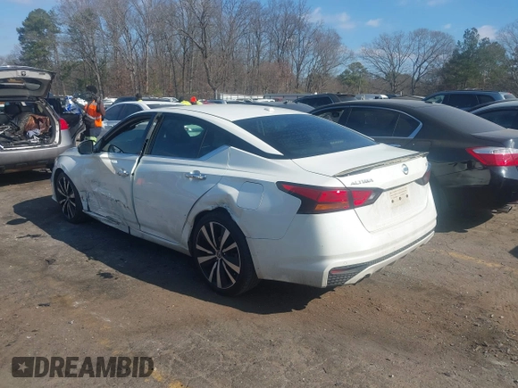 2019 Nissan Altima 2.5 Platinum with VIN 1N4BL4FV9KC116654, listed as a IAAI auction lot 41505682 with 154,065 mi miles. Bid and sale history available at carsss.com. Image 3.