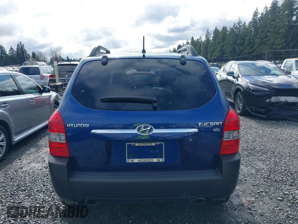 2007 Hyundai Tucson SE with VIN KM8JN12D77U502031, listed as a IAAI auction lot 41745106 with 131,668 mi miles. Bid and sale history available at carsss.com. Image 16.