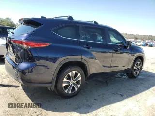 2023 Toyota Highlander L with VIN 5TDKDRBH1PS047307, listed as a Copart auction lot 48477805 with 28,221 mi miles and Salvage title. Bid and sale history available at DreamBid. Image 3.