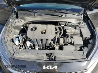 2024 Kia Forte LXS with VIN 3KPF24AD4RE735601, listed as a Copart auction lot 47137625 with 31,780 mi miles and Salvage Title. Bid and sale history available at carsss.com. Image 7.