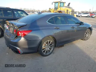 2018 Acura TLX with VIN 19UUB2F34JA008883, listed as a IAAI auction lot 41386586 with 57,928 mi miles. Bid and sale history available at carsss.com. Image 4.