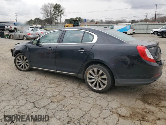 2013 Lincoln MKS z VIN 1LNHL9DKXDG612368, wystawiony jako Copart lot #48328215 z przebiegiem 108 788 mil mil oraz Szkoda całkowita • Salvage title. Historia ofert i sprzedaży dostępna na DreamBid. Obrazek 2.