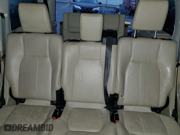 2014 Land Rover LR4 HSE with VIN SALAG2V65EA723037, listed as a Copart auction lot 84644874 with 135,688 mi miles and Clean Title. Bid and sale history available at DreamBid. Image 10.