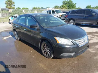 2015 Nissan Sentra SV with VIN 3N1AB7AP2FY290827, listed as a IAAI auction lot 41950334 with 162,224 mi miles. Bid and sale history available at carsss.com. Image 1.