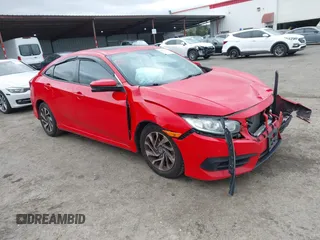 2018 Honda Civic EX с VIN 2HGFC2F76JH535107, выставлен на аукционе IAAI как лот 41493192 с пробегом 137 274 миль миль и . История ставок и продаж доступна на DreamBid. Изображение 1.
