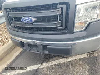 2013 Ford F-150 XL z VIN 1FTMF1CM4DKE18754, wystawiony jako IAAI lot #42844298 z przebiegiem 71 624 mil mil oraz . Historia ofert i sprzedaży dostępna na DreamBid. Obrazek 21.