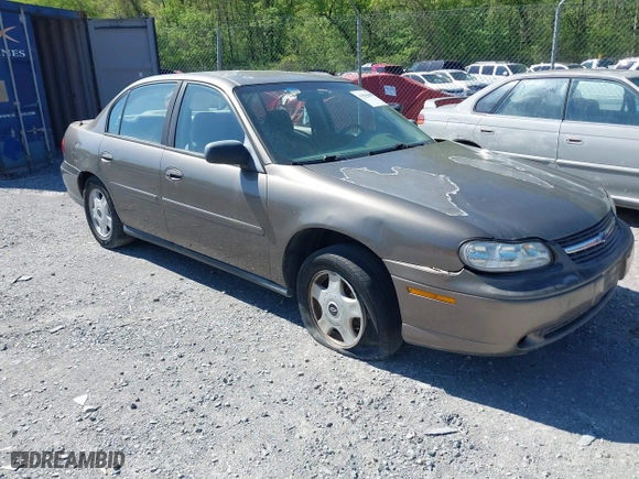 2002 Chevrolet Malibu with VIN 1G1ND52J52M550103, listed as a IAAI auction lot 41500594 with 303,949 mi miles. Bid and sale history available at carsss.com. Image 1.