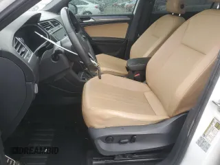 2022 Volkswagen Tiguan SE R-Line Black z VIN 3VVCB7AX1NM058135, wystawiony jako Copart lot #55125305 z przebiegiem 64 643 mil mil oraz Szkoda całkowita • Salvage title. Historia ofert i sprzedaży dostępna na DreamBid. Obrazek 7.