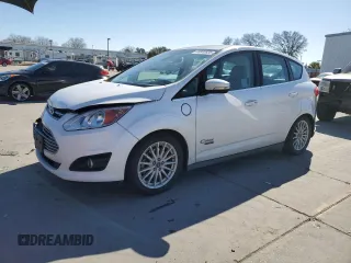2016 Ford C-Max Energi SEL with VIN 1FADP5CU0GL110246, listed as a Copart auction lot 46640935 with 0 mi miles and Salvage Title. Bid and sale history available at carsss.com. Image 1.