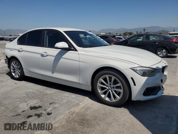 2016 BMW 3 Series 320i z VIN WBA8A9C52GK619027, wystawiony jako Copart lot #48972325 z przebiegiem 118 245 mil mil oraz Szkoda całkowita • Salvage title. Historia ofert i sprzedaży dostępna na DreamBid. Obrazek 4.