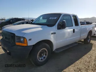 2000 Ford F-250 with VIN 3FTNX20S2YMA64225, listed as a Copart auction lot 46636935 with 273,135 mi miles and Salvage title. Bid and sale history available at DreamBid. Image 1.