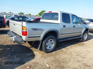 2001 Toyota Tacoma PreRunner z VIN 5TEGN92N41Z768370, wystawiony jako IAAI lot #42228571 z przebiegiem 172 317 mil mil oraz . Historia ofert i sprzedaży dostępna na DreamBid. Obrazek 4.