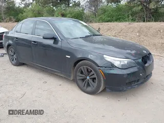 2009 BMW 5 Series 528i with VIN WBANU53579C122572, listed as a IAAI auction lot 42069912 with 142,754 mi miles and . Bid and sale history available at carsss.com. Image 1.