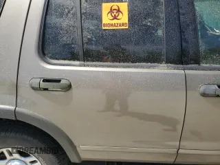 2003 Ford Explorer XLS z VIN 1FMZU62K93UC52755, wystawiony jako Copart lot #51155575 z przebiegiem Nie podano mil oraz Szkoda całkowita • Salvage title. Historia ofert i sprzedaży dostępna na DreamBid. Obrazek 11.