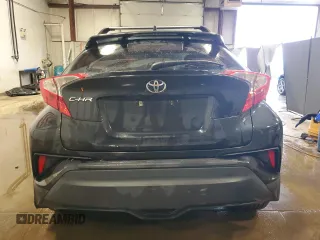 2021 Toyota C-HR LE z VIN NMTKHMBX8MR122450, wystawiony jako Copart lot #55159625 z przebiegiem 44 999 mil mil oraz Szkoda całkowita • Salvage title. Historia ofert i sprzedaży dostępna na DreamBid. Obrazek 6.