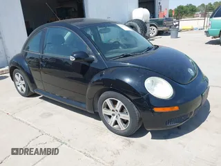 2006 Volkswagen Beetle с VIN 3VWPW31CX6M405339, выставлен на аукционе IAAI как лот 42371762 с пробегом 95 790 миль миль и . История ставок и продаж доступна на DreamBid. Изображение 1.