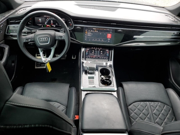 2021 Audi SQ8 Premium Plus z VIN WA1AWBF14MD028066, wystawiony jako Copart lot #63195873 z przebiegiem 30 644 mil mil oraz . Historia ofert i sprzedaży dostępna na DreamBid. Obrazek 8.