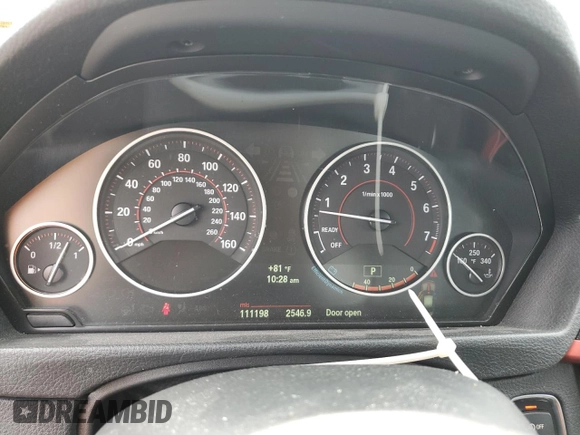 2013 BMW 3 Series 328i xDrive z VIN WBA3B3C57DJ811761, wystawiony jako Copart lot #60715455 z przebiegiem 111 198 mil mil oraz Szkoda całkowita • Salvage title. Historia ofert i sprzedaży dostępna na DreamBid. Obrazek 9.