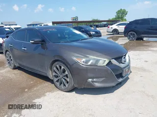 2016 Nissan Maxima SR z VIN 1N4AA6AP0GC400686, wystawiony jako IAAI lot #42378284 z przebiegiem 139 996 mil mil oraz . Historia ofert i sprzedaży dostępna na DreamBid. Obrazek 1.