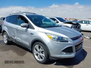 2013 Ford Escape Titanium с VIN 1FMCU0J94DUD84163, выставлен на аукционе IAAI как лот 42406932 с пробегом 111 258 миль миль и . История ставок и продаж доступна на DreamBid. Изображение 1.