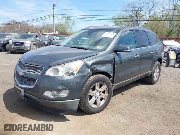 2011 Chevrolet Traverse 1LT z VIN 1GNKRGED1BJ359820, wystawiony jako IAAI lot #42095000 z przebiegiem 80 117 mil mil oraz . Historia ofert i sprzedaży dostępna na DreamBid. Obrazek 6.