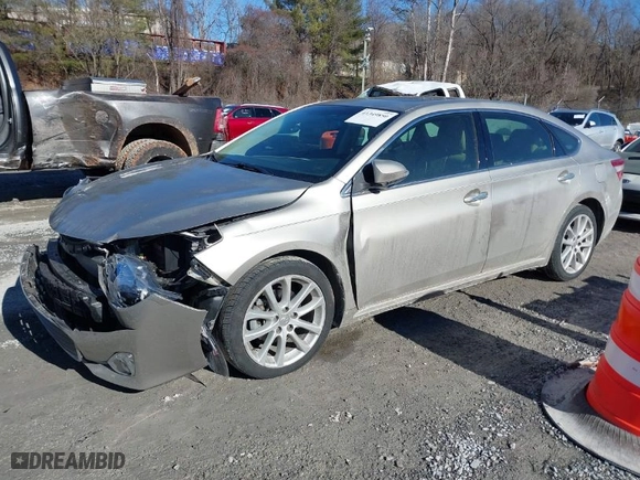 2013 Toyota Avalon XLE with VIN 4T1BK1EB5DU053922, listed as a IAAI auction lot 41349850 with 85,256 mi miles. Bid and sale history available at carsss.com. Image 2.