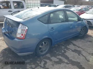 2007 Toyota Prius z VIN JTDKB20U677674057, wystawiony jako IAAI lot #41663525 z przebiegiem Nie podano mil oraz . Historia ofert i sprzedaży dostępna na DreamBid. Obrazek 4.