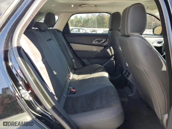2019 Land Rover Range Rover Velar with VIN SALYA2EX3KA214147, listed as a Copart auction lot 81800024 with 117,503 mi miles and Salvage Title. Bid and sale history available at carsss.com. Image 11.