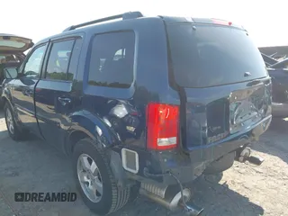 2011 Honda Pilot EX-L with VIN 5FNYF4H53BB100669, listed as a IAAI auction lot 42028998 with 137,215 mi miles. Bid and sale history available at carsss.com. Image 3.