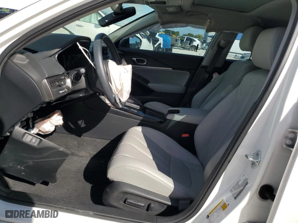 2024 Acura Integra with VIN 19UDE4H29RA008803, listed as a Copart auction lot 43869465 with 37,532 mi miles and Salvage Title. Bid and sale history available at carsss.com. Image 7.
