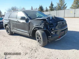 2022 Ford Explorer Timberline z VIN 1FMSK8JH6NGB36309, wystawiony jako IAAI lot #41800778 z przebiegiem 72 786 mil mil oraz . Historia ofert i sprzedaży dostępna na DreamBid. Obrazek 1.